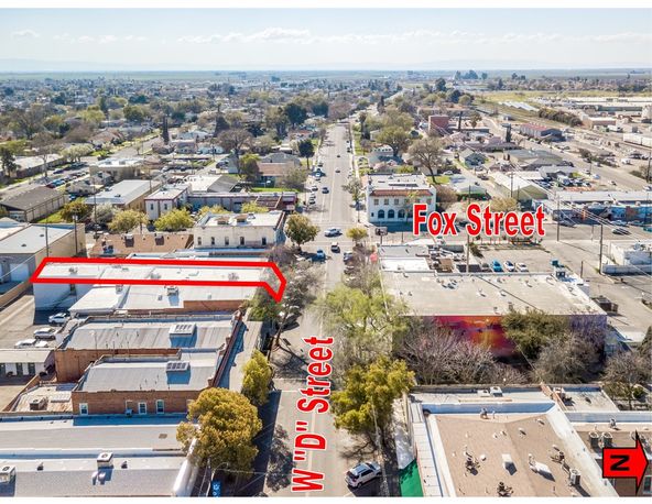 Remodeled High Exposure Retail/Office Building Off Hard Corner: 349 W D St, Lemoore, CA 93245